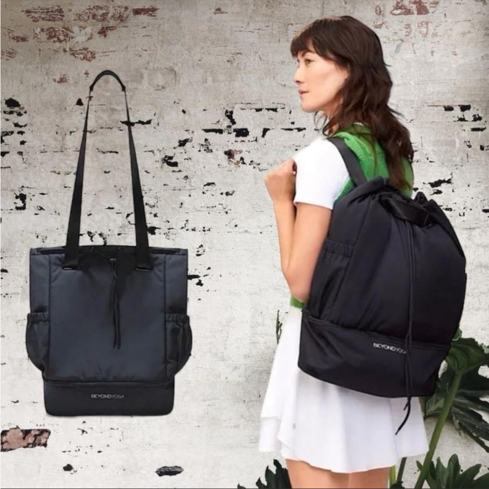 Beyond Yoga Black Convertible Backpack Bag, BEYOND YOGA Convertible Gym Bag